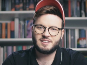 Pana komentarz jest poddany analizie przez służbę prawną Wojska Polskiego. Bart Staszewski się doigrał?